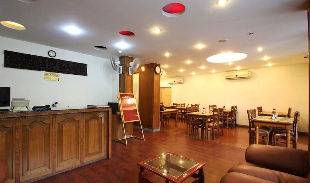 Oyo 367 Hotel Forest Green Nova Deli Exterior foto
