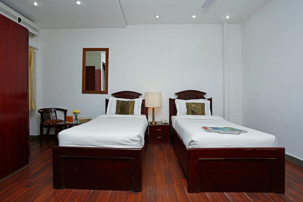 Oyo 367 Hotel Forest Green Nova Deli Exterior foto
